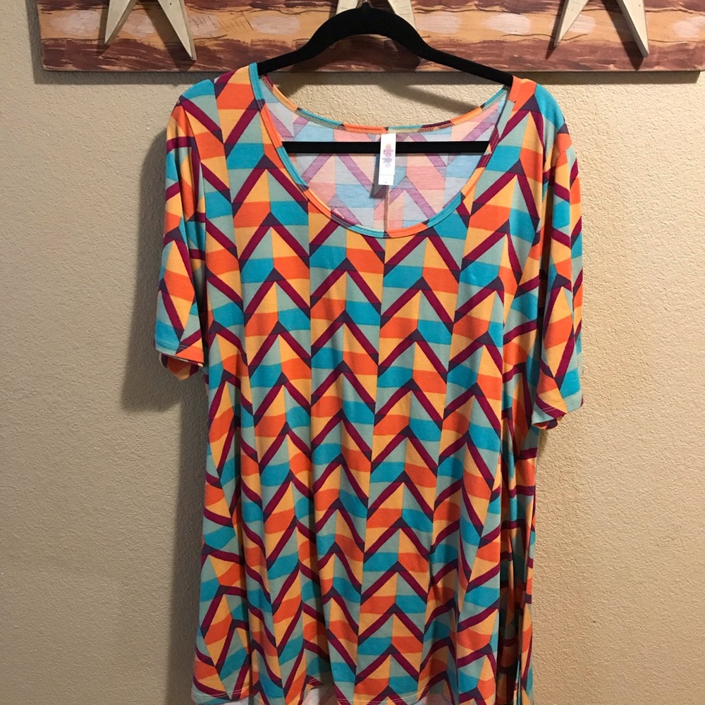 Lularoe Perfect Tee